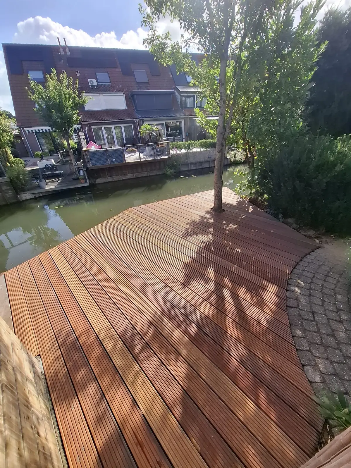 Vlonder Maarssen in Maarssen, het eindresultaat door Slob Tuinen